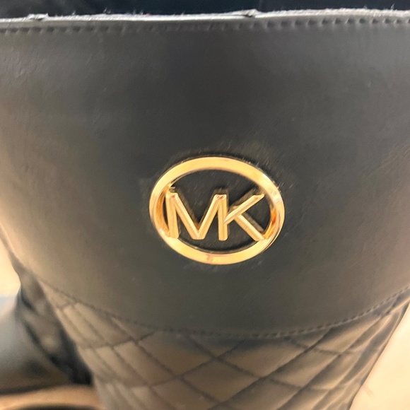 MICHAEL Michael Kors Emma Quilted Boots - Picture 10 of 15
